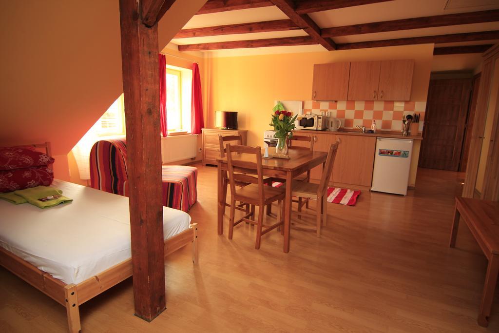 Hotel Stara Mlekarna Kytlice Esterno foto
